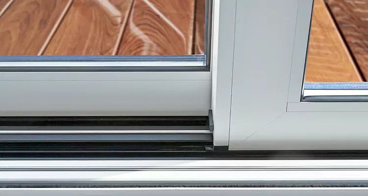Patio Doors Leaking Water Issue Repair Services in Casselberry, FL