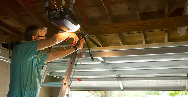 Chamberlain Garage Door Repair in Casselberry, FL