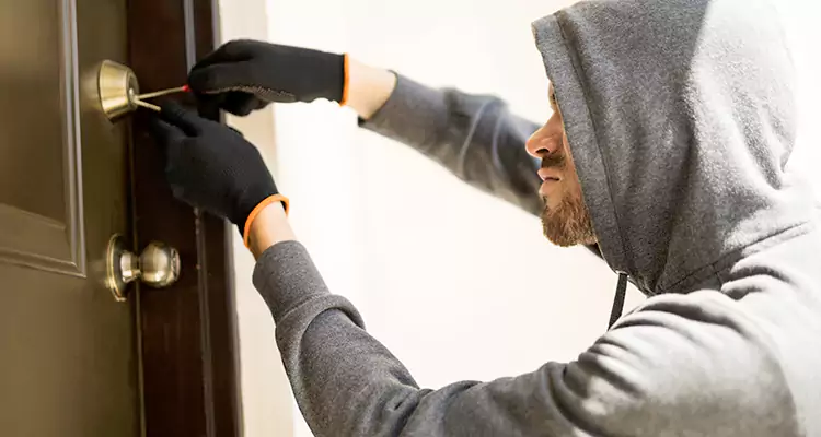 Emergency Motel Lock Repairs—Available 24/7 in Casselberry, FL