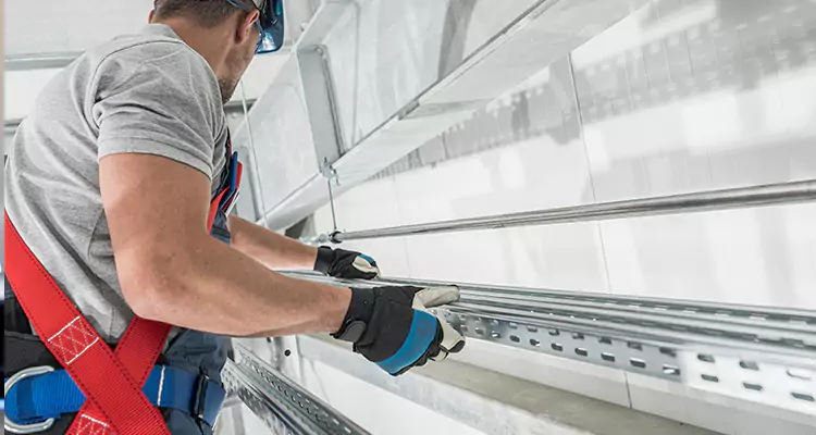 Glass Balcony Railing Replacement in Casselberry, FL